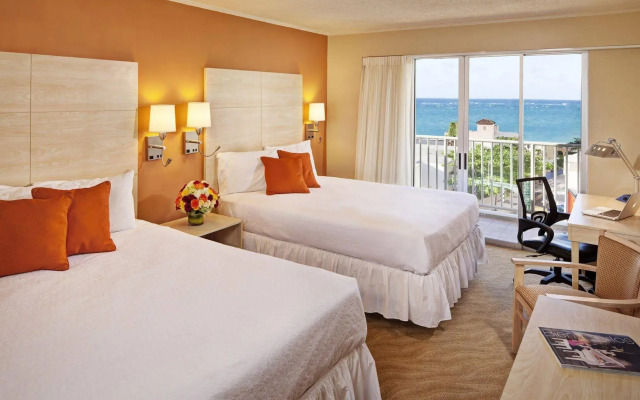 Condado Palm Inn San Juan, Tapestry Collection by Hilton