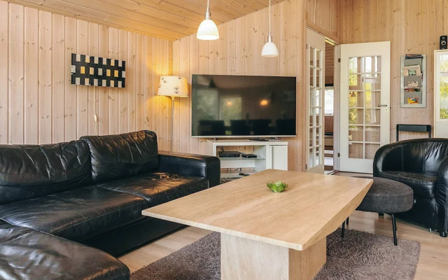 Attractive Holiday Home in Vaggerlose near Sea