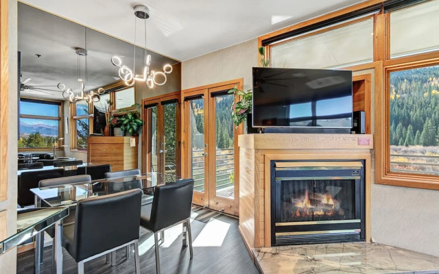 River Bank Lodge 2916