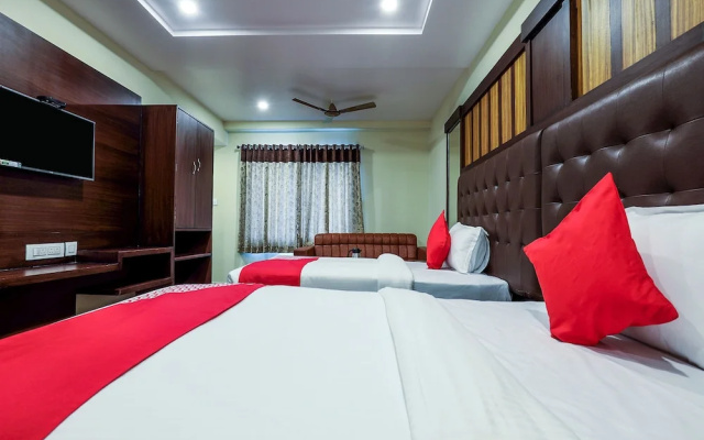 OYO 16155 Hotel Dcm Grand