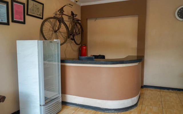 Hotel Jatimas by OYO Rooms