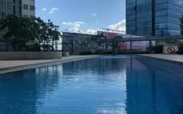 1 Bedroom Condo San Lorenzo Place