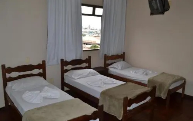 Hotel Andrade E Pereira