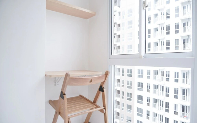 Warm And Simply Studio At Tokyo Riverside Pik 2 Apartment