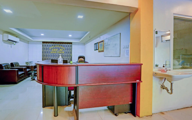 OYO 90177 Hotel Pahlawan