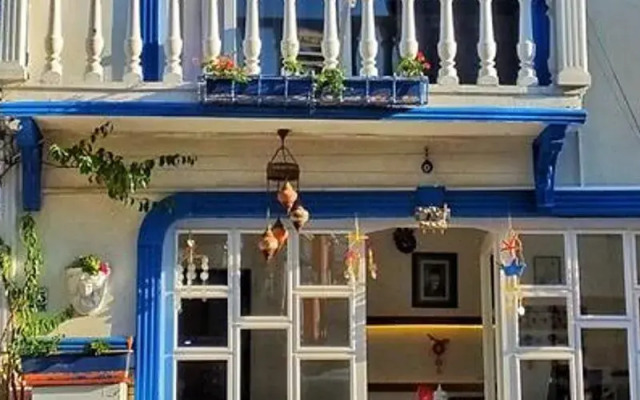 Deniz Kızı Motel