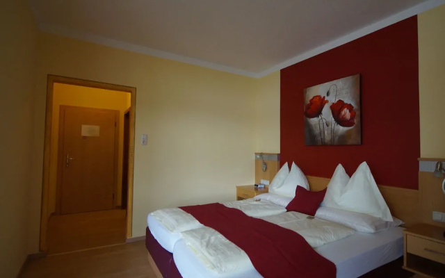 Strandhotel Schabus