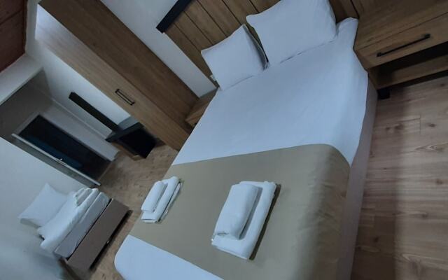 Taksim 8 Suites 1