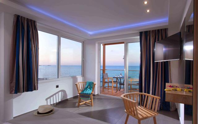 Enorme Infinity Beach ex Infinity Blue