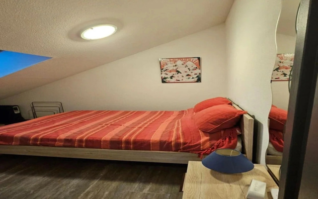 Alpine Retreat With Balcony and Parking