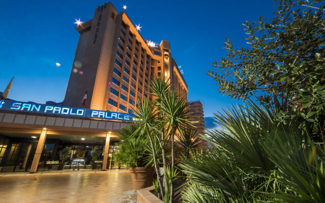 Отель San Paolo Palace Hotel Италия, Палермо - 5 отзывов об отеле, цены и фото номеров - забронировать отель San Paolo Palace Hotel онлайн вид на фасад