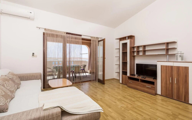Stunning Apartment in Vidalici With Wifi and 1 Bedrooms