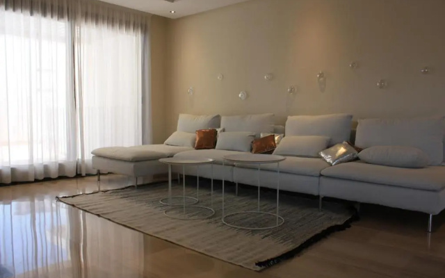 104 - Apartment with private swimming pool