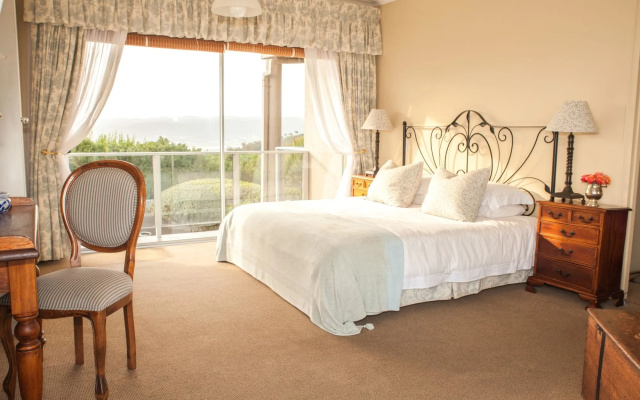 Headlands House Guest Lodge
