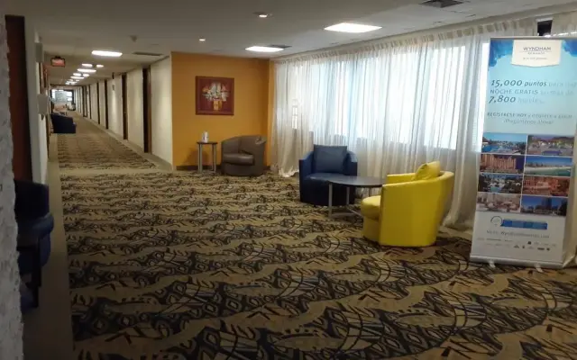 Howard Johnson Centro Cardiovascular San Juan