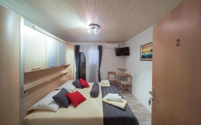 Lanterna Rooms