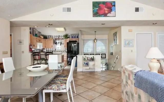 Taras Haven by Vacation Rental Pros