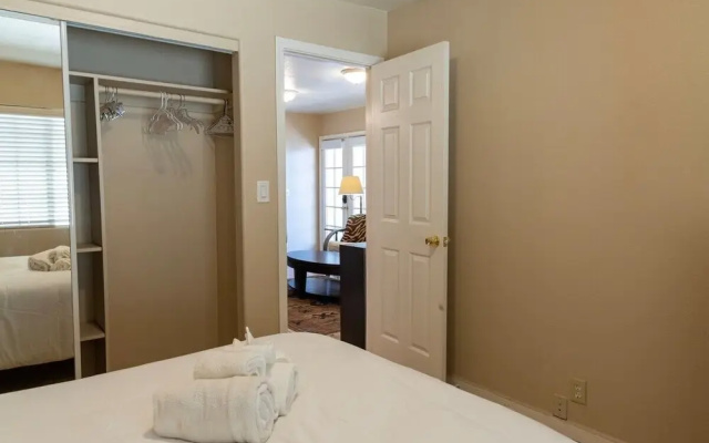 Charming 2-bedroom in East Palo Alto