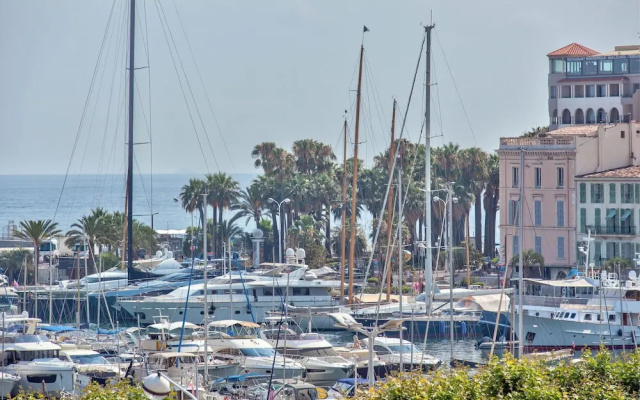 Ref 705823 in Cannes