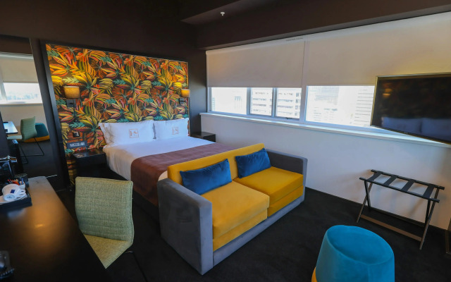 Hotel Sky Cape Town