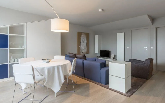 Four Stars Aparthotel
