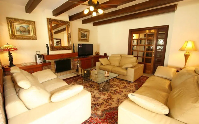 Villa Turrión