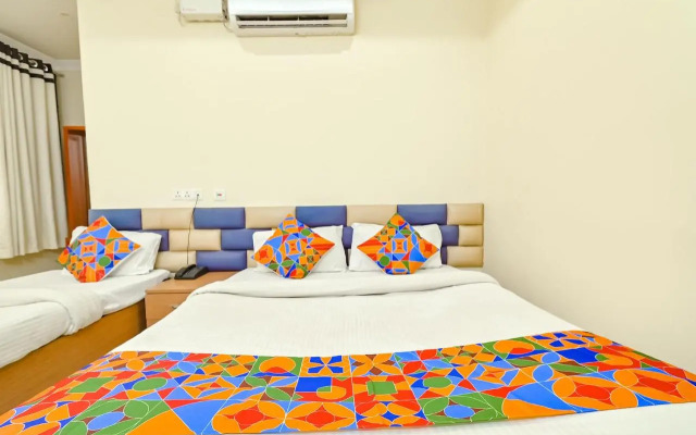 Fabhotel Good Luck Residency