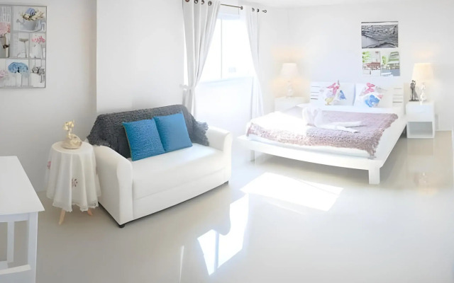 Chic Hotel Suratthani