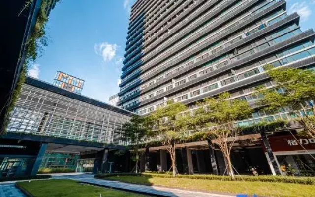 Foshan Yahui International Apartment (Nature Headquarters Store)