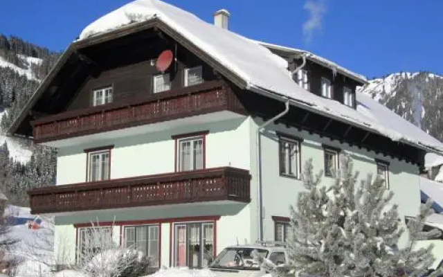 Apartment Dirndl und Bua