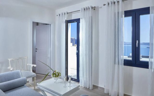 La Maltese Oia Luxury Suites