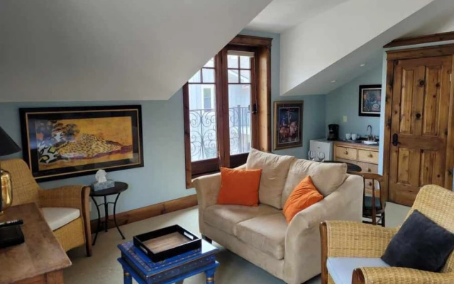 1851 Bayfield Landing