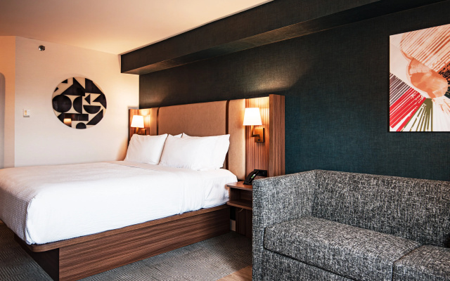Holiday Inn & Suites Winnipeg Downtown by IHG