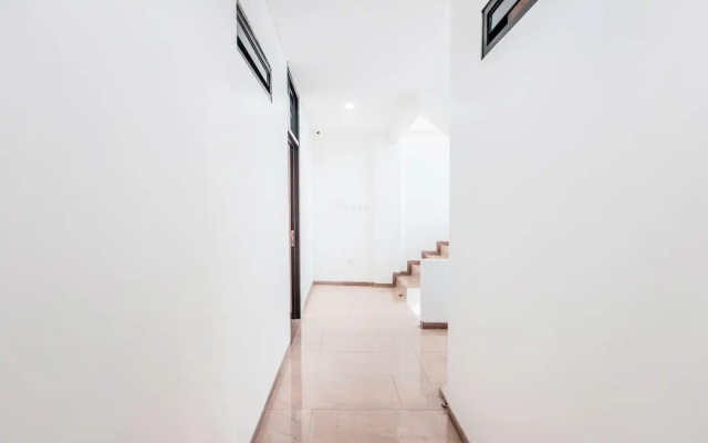 D'rhea Syariah by OYO Rooms