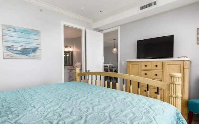 Regency Isle by Meyer Vacation Rentals