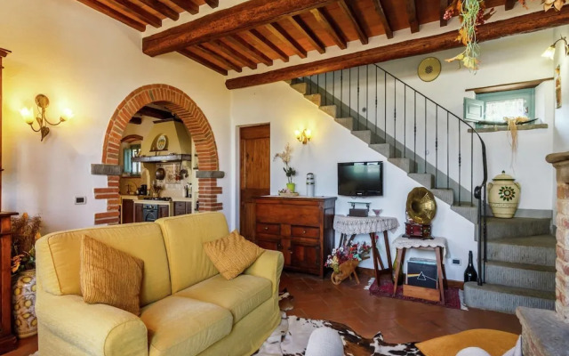 Luxury Pool Villa in Cortona