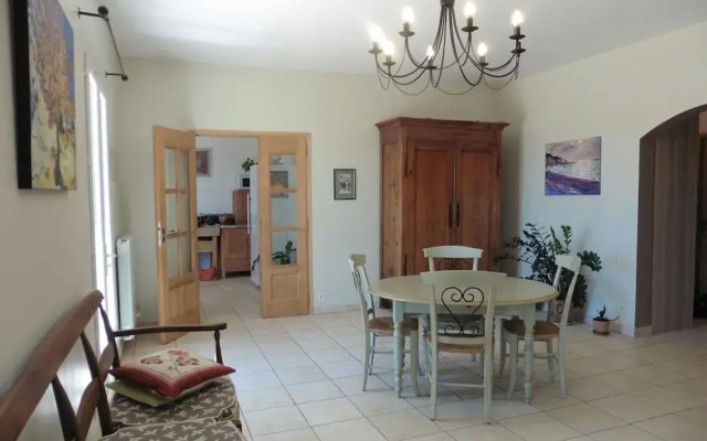 Pretty, Spacious Holiday Home With Private Pool
