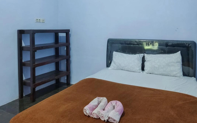 YS Homestay near Terminal Bayuangga Probolinggo