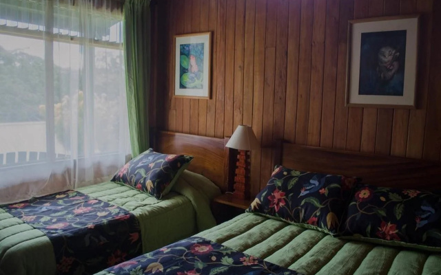 Cloud Forest Lodge