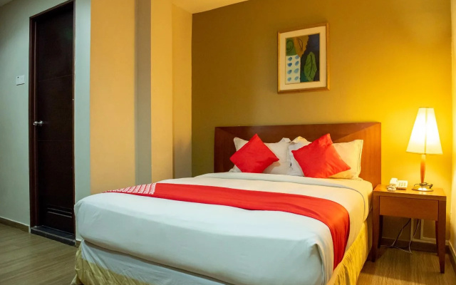 Oak Valley Hotel