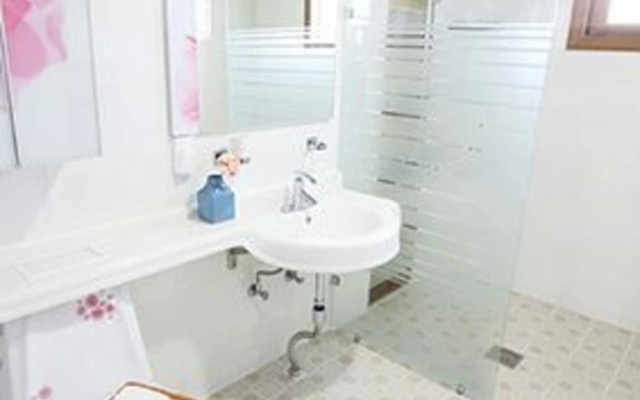 Jeju Happy Cabin Pension