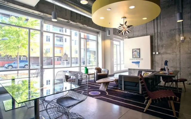 CozySuites at Artistry Indy