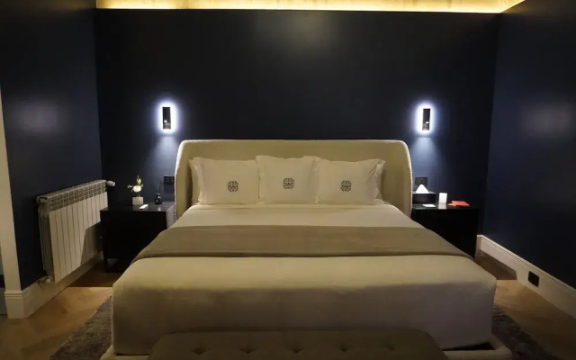 Por los Siglos Hotel