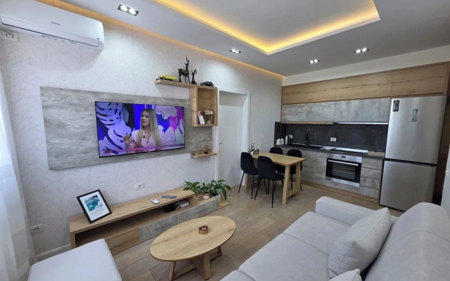 Sunny Waves Seafront Apartment