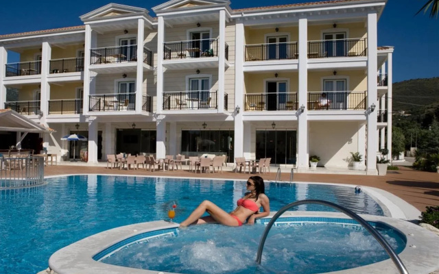 Royal Nidri Hotel & Apartments
