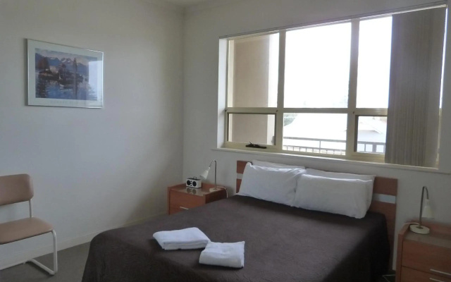 Glenelg Holiday Apartments-Corfu, 200 Meters to the Beach, Free Parking