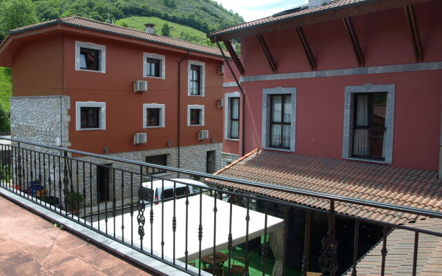 Hotel - Apartamentos Peña Santa вид на фасад
