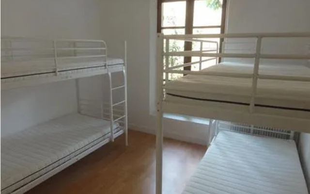 Women Bed - Hostel (только для взрослых)