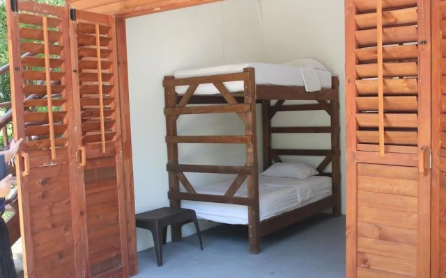 Media Luna Hostel Baru