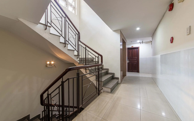 Phong Lan 2 Hotel
